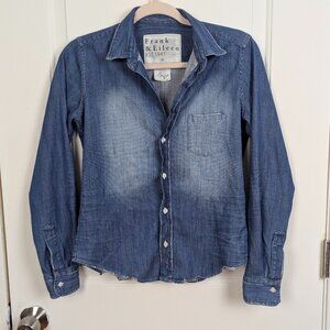 Frank & Eileen | Light Blue Chambray Button Down Shirt Size Extra Small